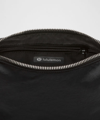 Lululemon Convertible Ruched Strap Crossbody Bag Mini *1.5L