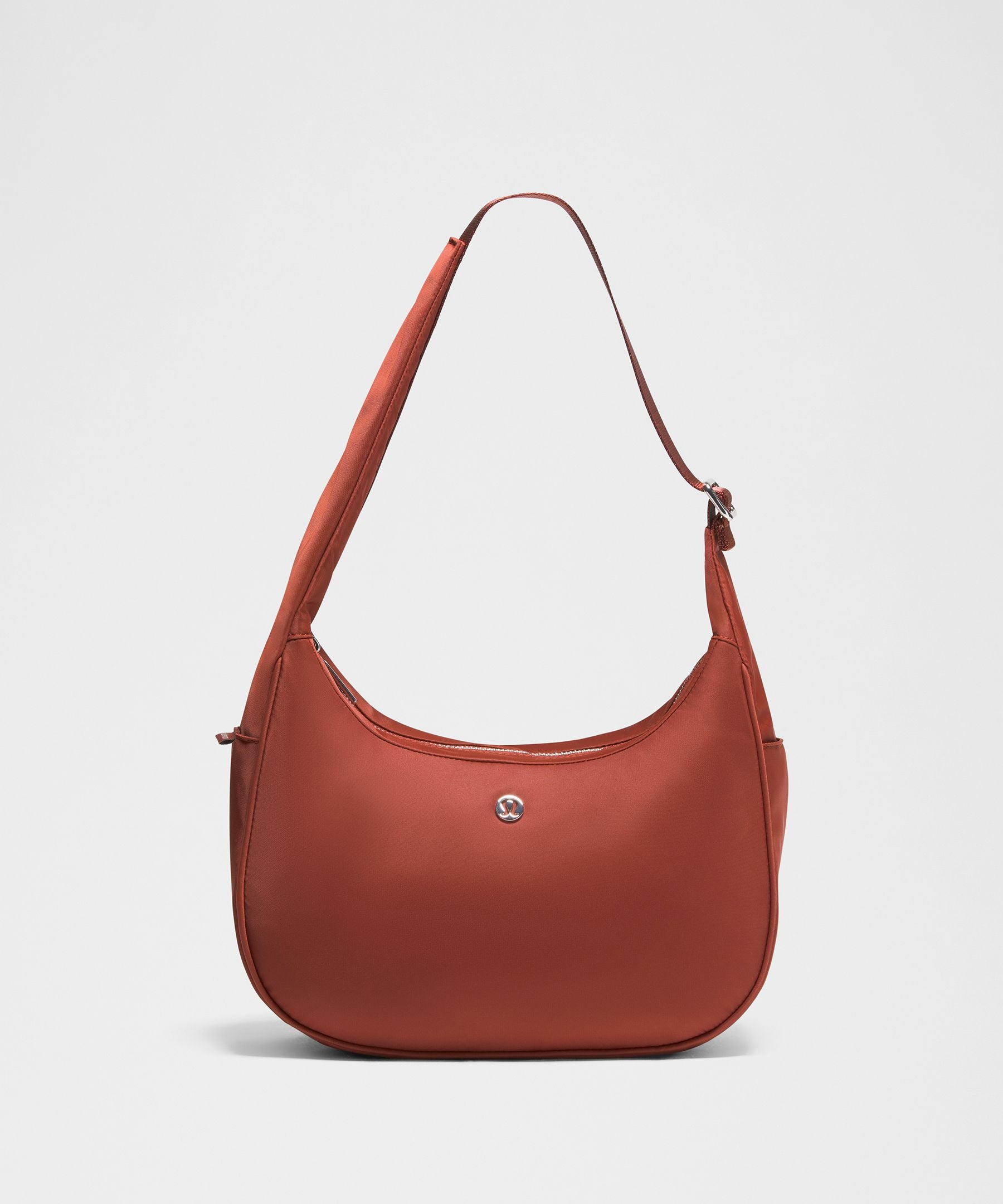 #color_cranberry-charm/silver