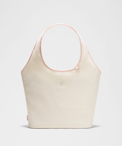 Lululemon Spacer Mesh Shoulder Bag 15L