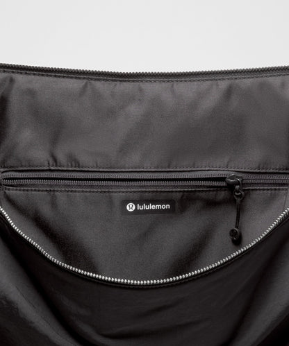 Lululemon Convertible Ruched Crossbody Bag *Large 16L