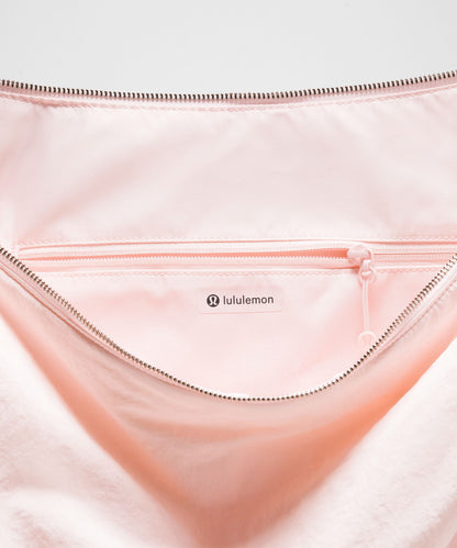 Lululemon Convertible Ruched Crossbody Bag *Large 16L