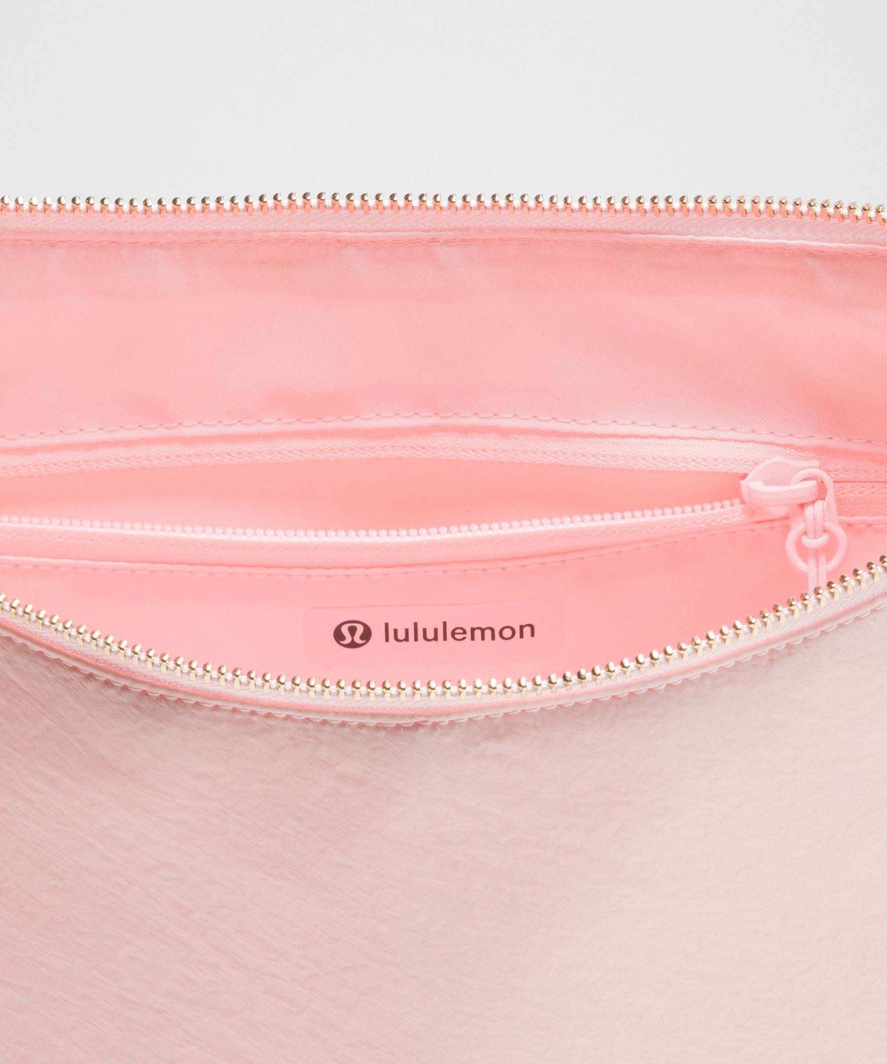 Lululemon Convertible Ruched Strap Crossbody Bag 6.5L