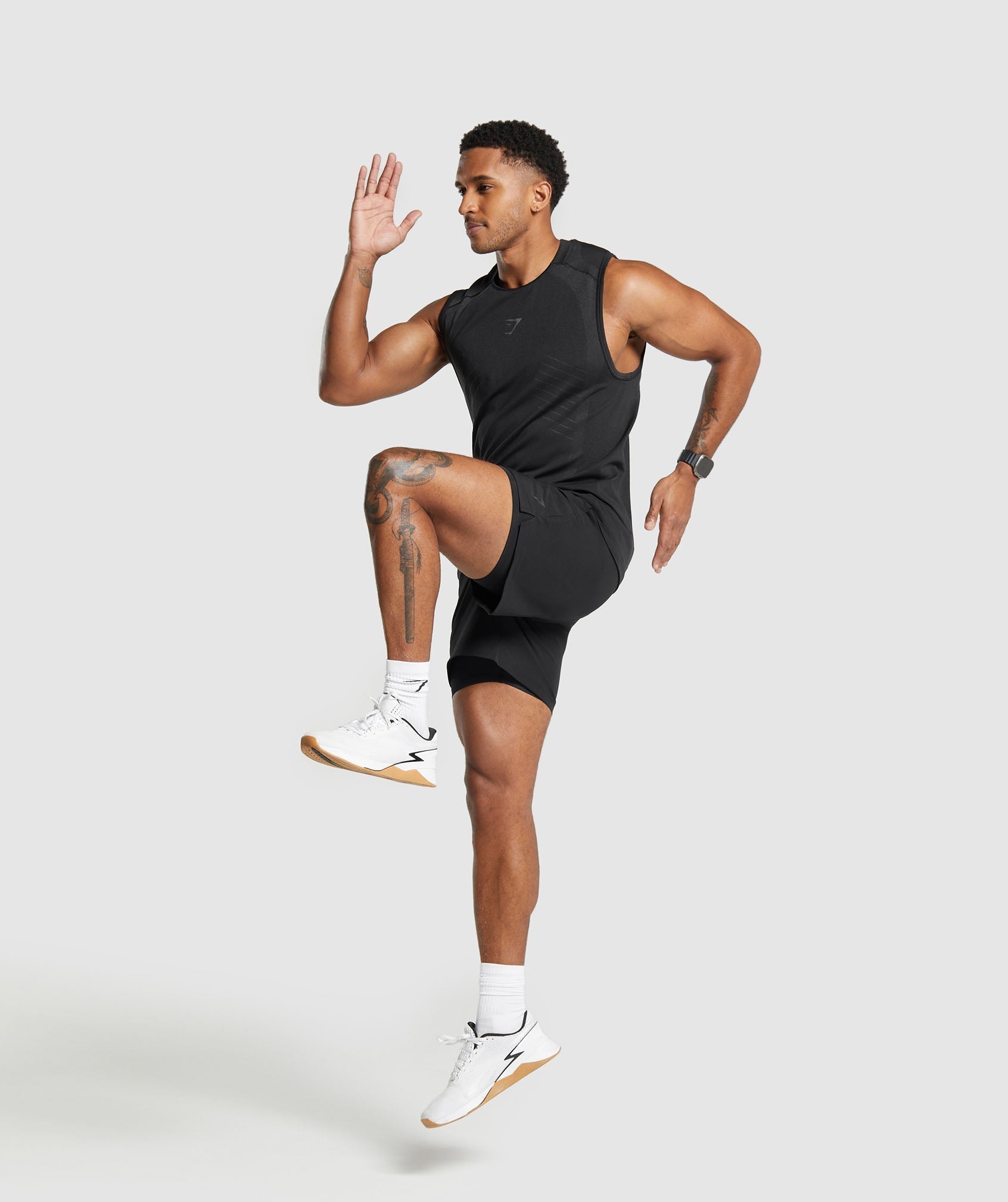 Gymshark Land To Water 6" Shorts Black