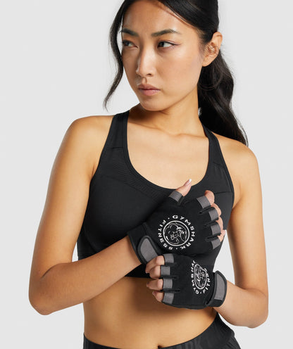 Women's Gymshark Legacy Lifting Gloves Black