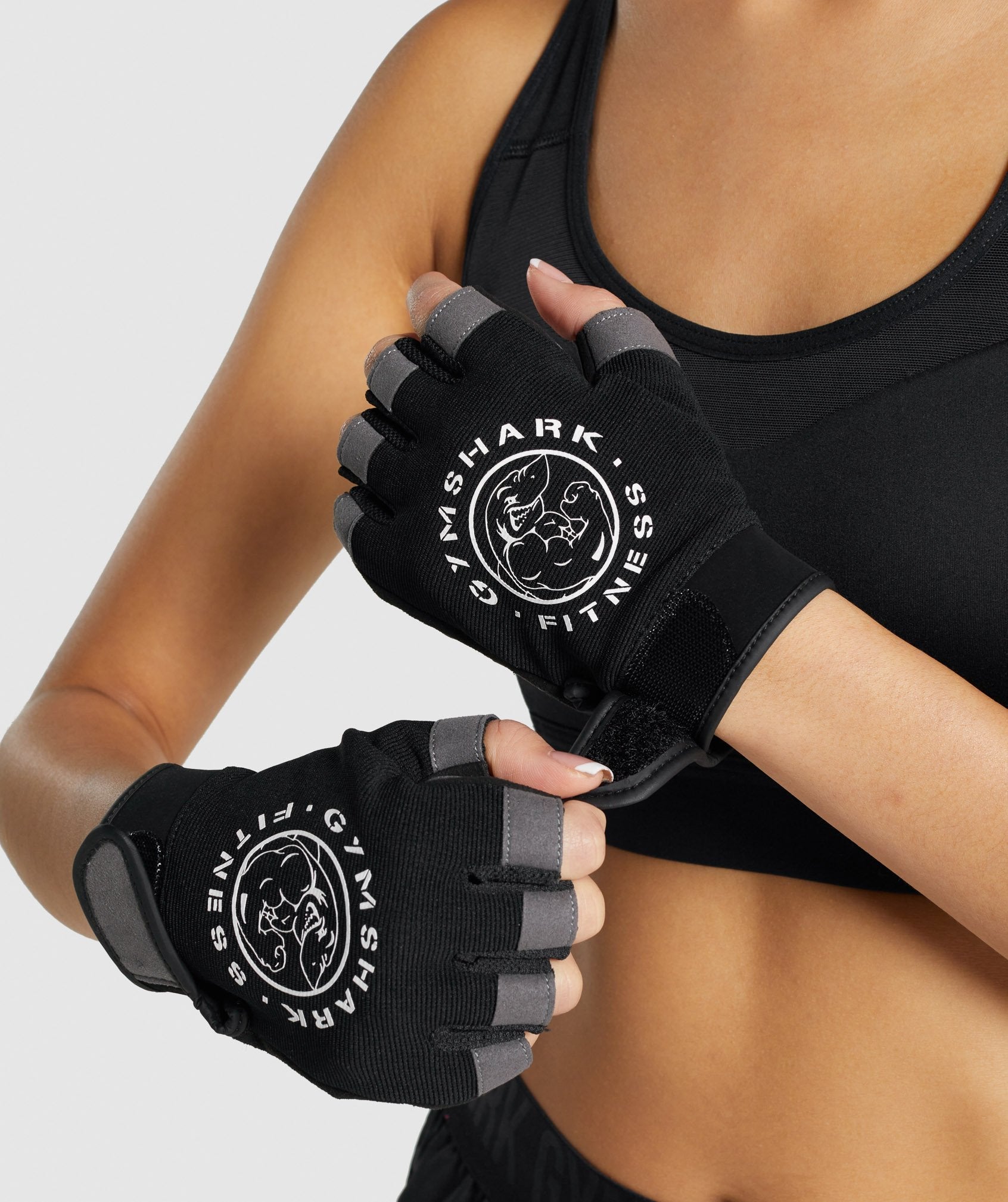Women's Gymshark Legacy Lifting Gloves Black