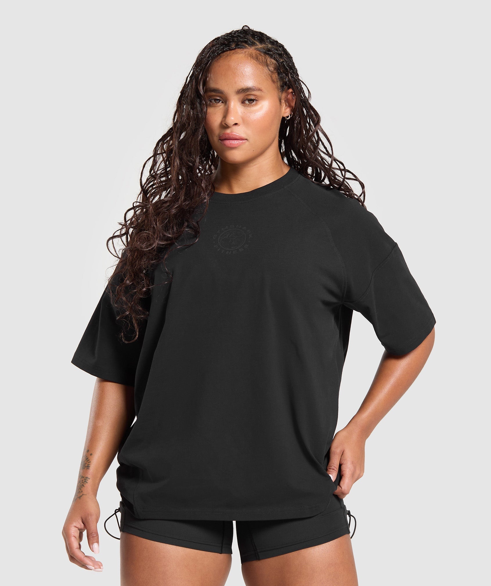 Women's Gymshark Legacy Logo Oversized T-Shirt Black