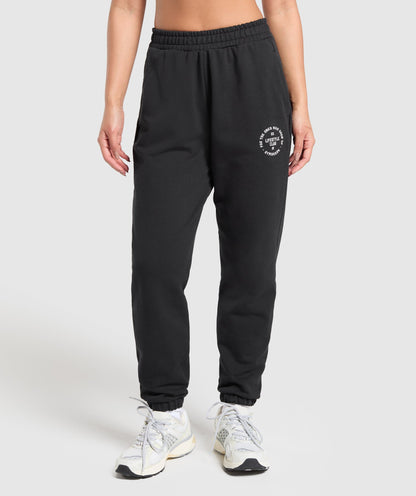 Women's Gymshark Lifestyle Club Graphic Joggers Black