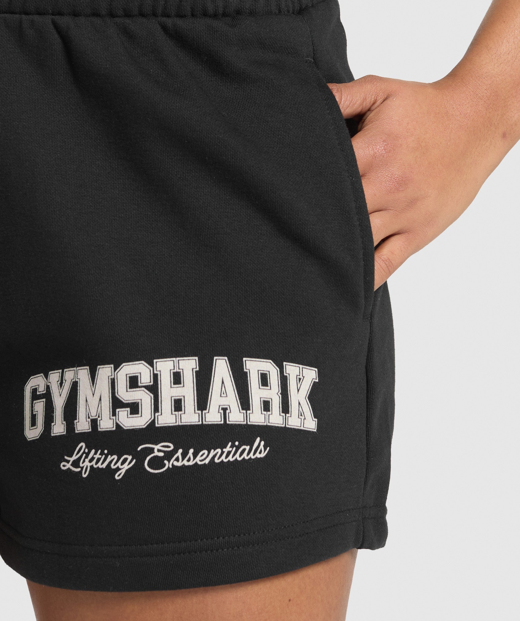 Women's Gymshark Lifting Essentials Graphic Brushed 4' Shorts Black