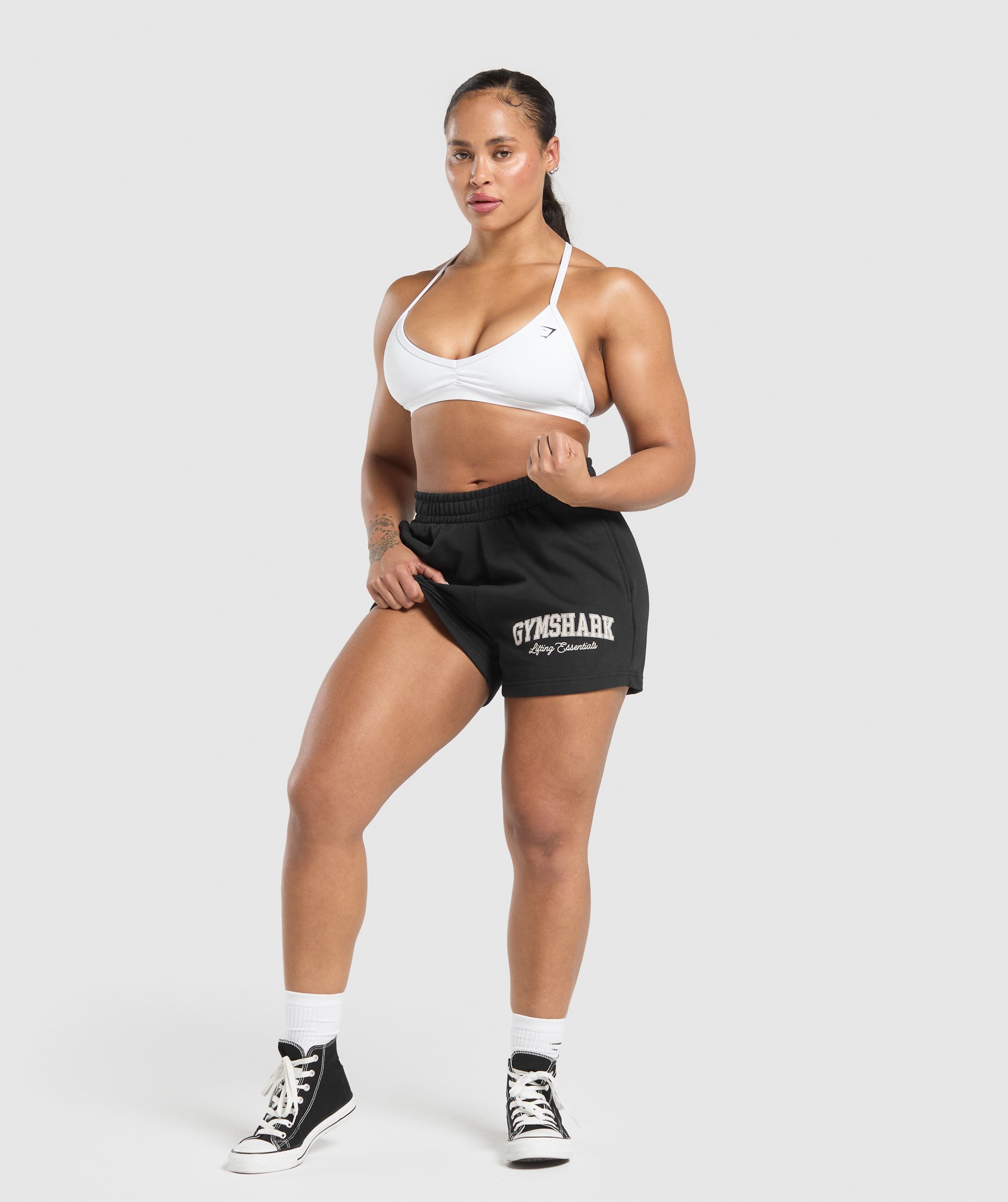 Women's Gymshark Lifting Essentials Graphic Brushed 4' Shorts Black