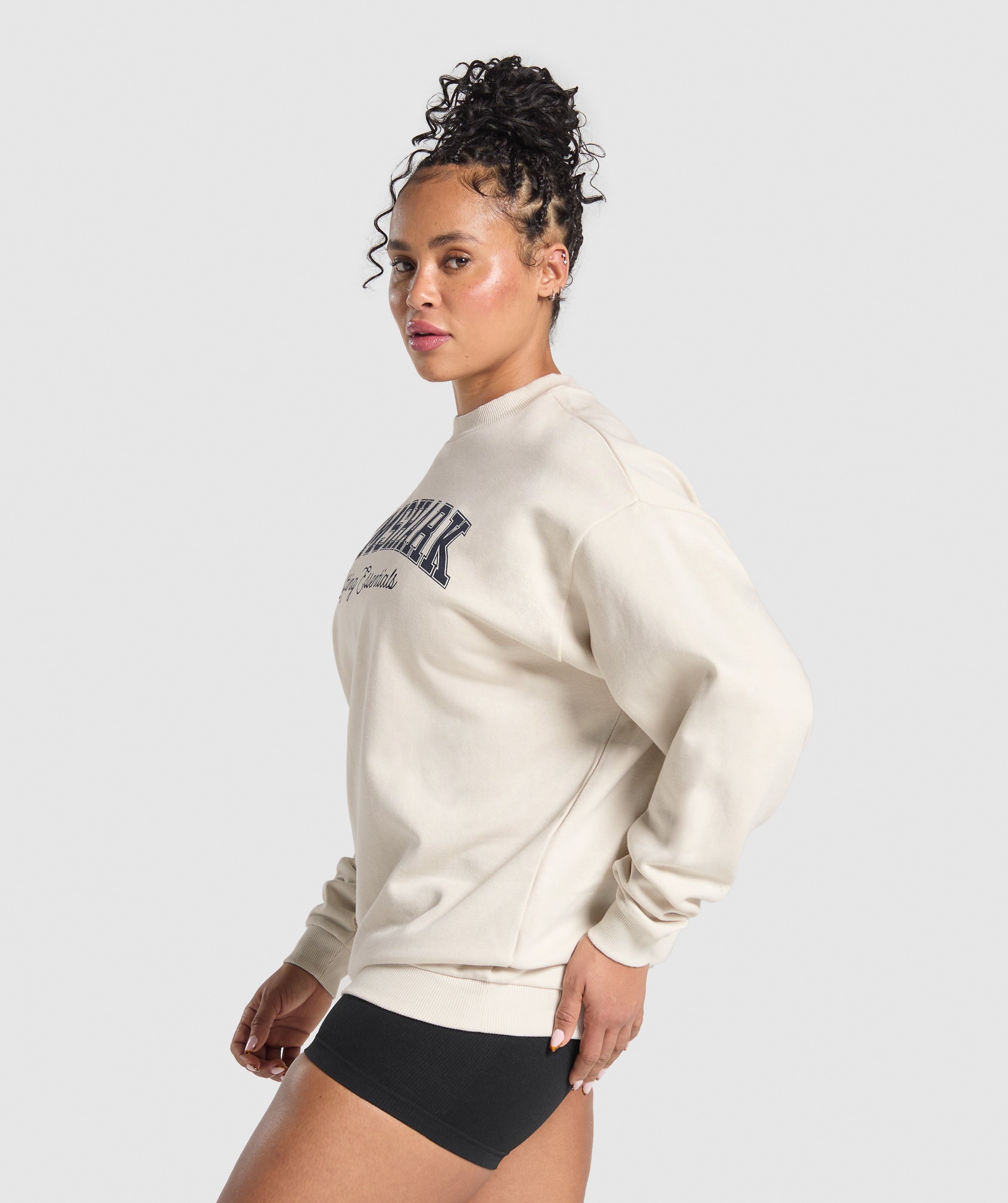 Women's Gymshark Lifting Essentials Graphic Brushed Oversized Sweatshirt Oat White
