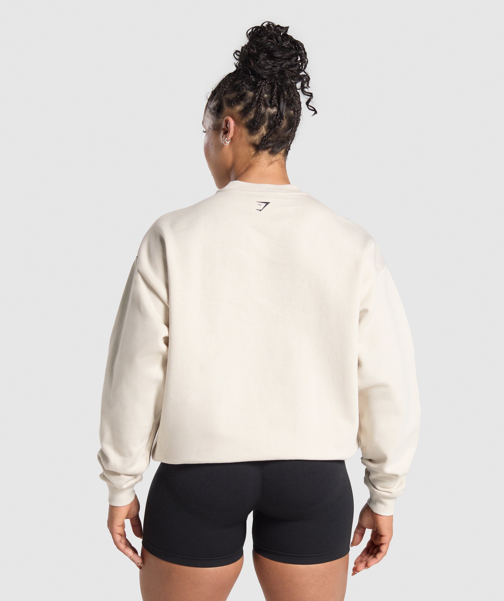 Women's Gymshark Lifting Essentials Graphic Brushed Oversized Sweatshirt Oat White