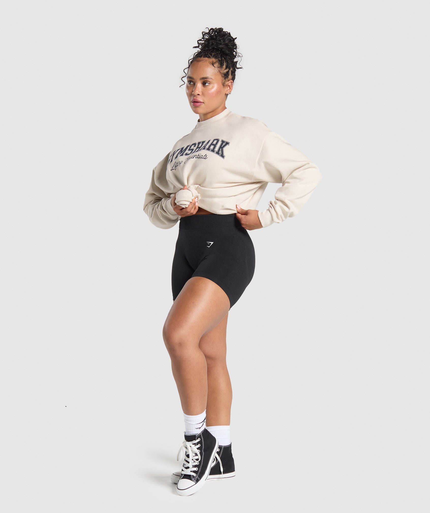 Women's Gymshark Lifting Essentials Graphic Brushed Oversized Sweatshirt Oat White