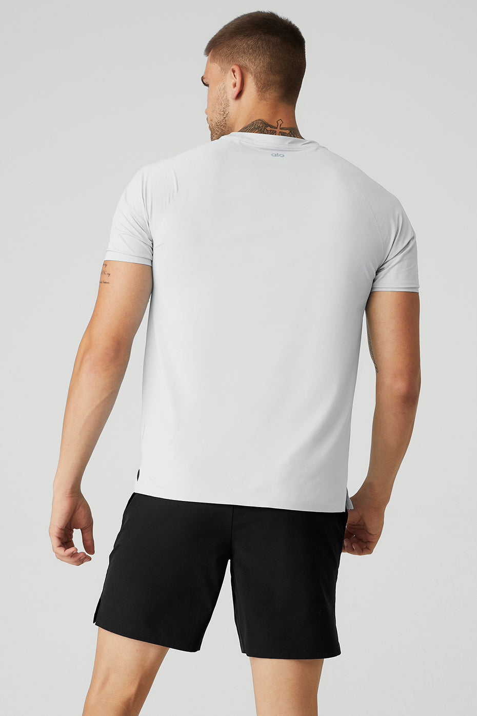 Alo Yoga Idol Performance Tee
