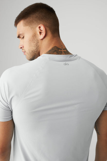 Alo Yoga Idol Performance Tee