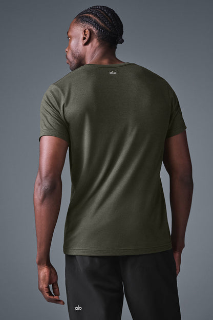 Alo Yoga Triumph Tee