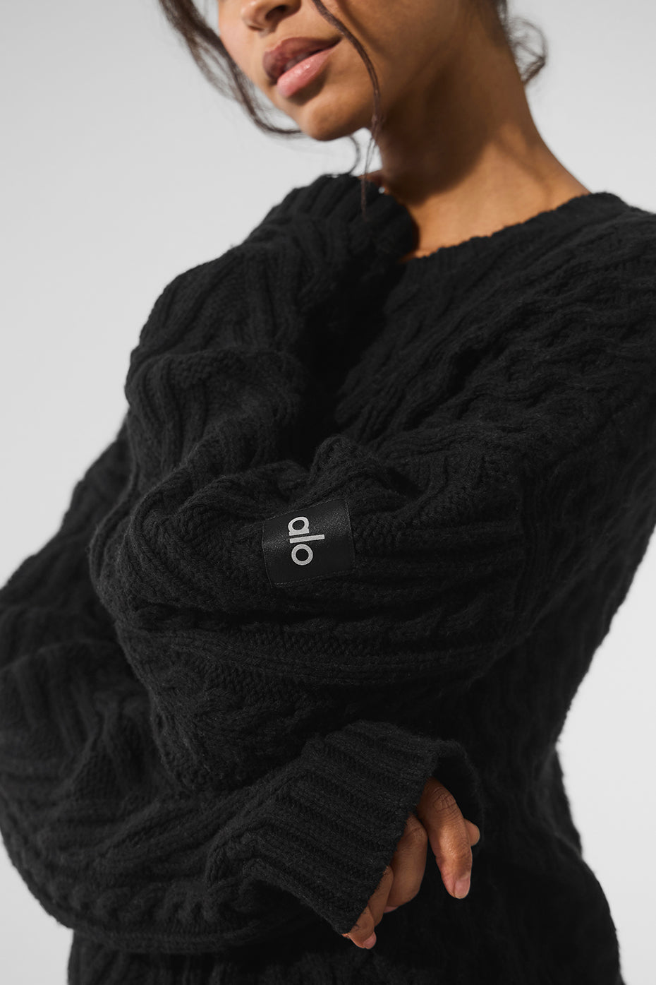 Alo Yoga Women'S Cable Knit Crew Neck Sweater