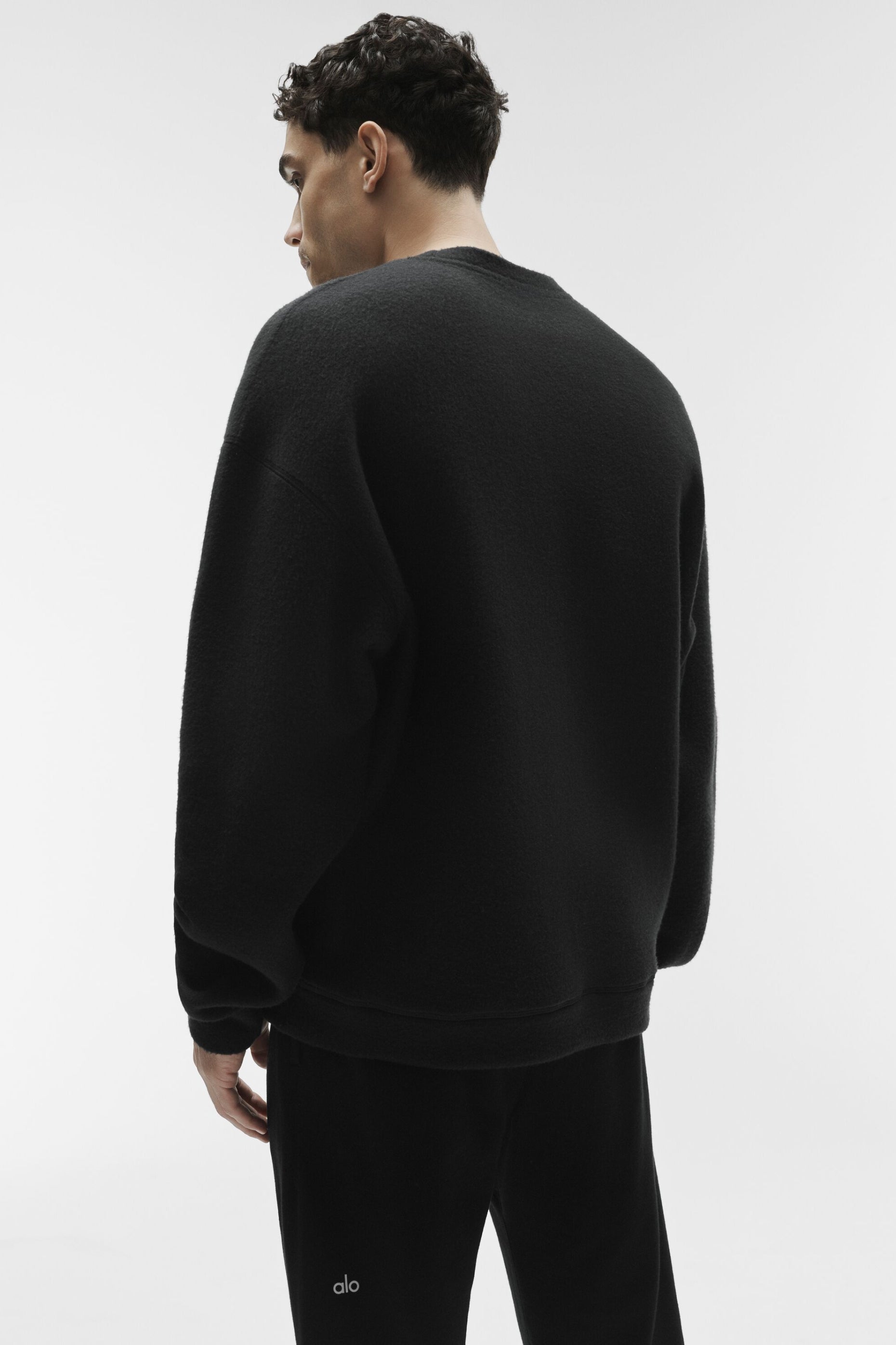 Alo Yoga Triumph Restore Crew Neck Sweatshirt