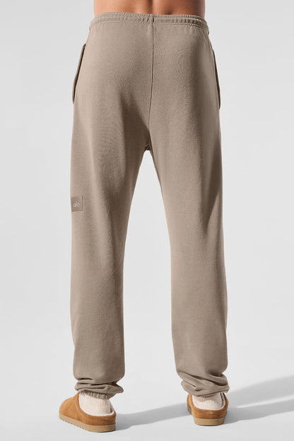 Alo Yoga Chill Vintage Wash Sweatpant