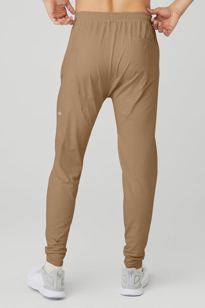 Alo Yoga Conquer Revitalize Pant