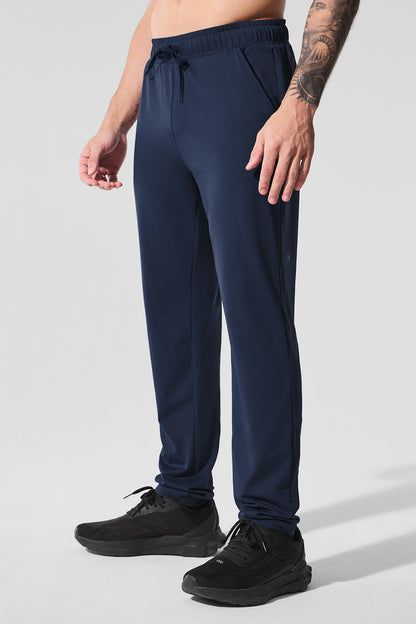 Alo Yoga Conquer Pulse Pant