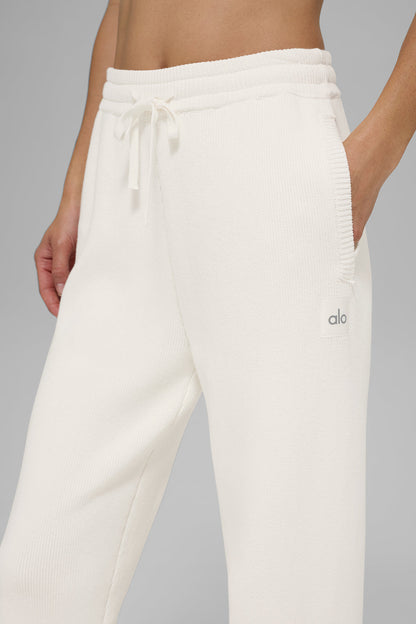 Alo Yoga Women'S Scholar Straight Leg Sweatpant
