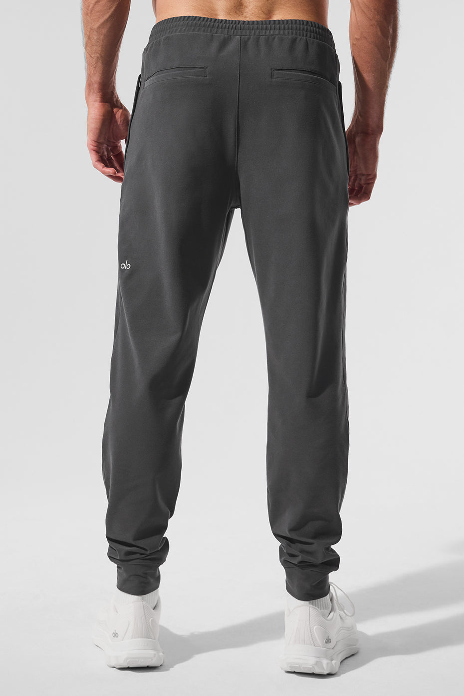 Alo Yoga Conquer Max Performance Jogger