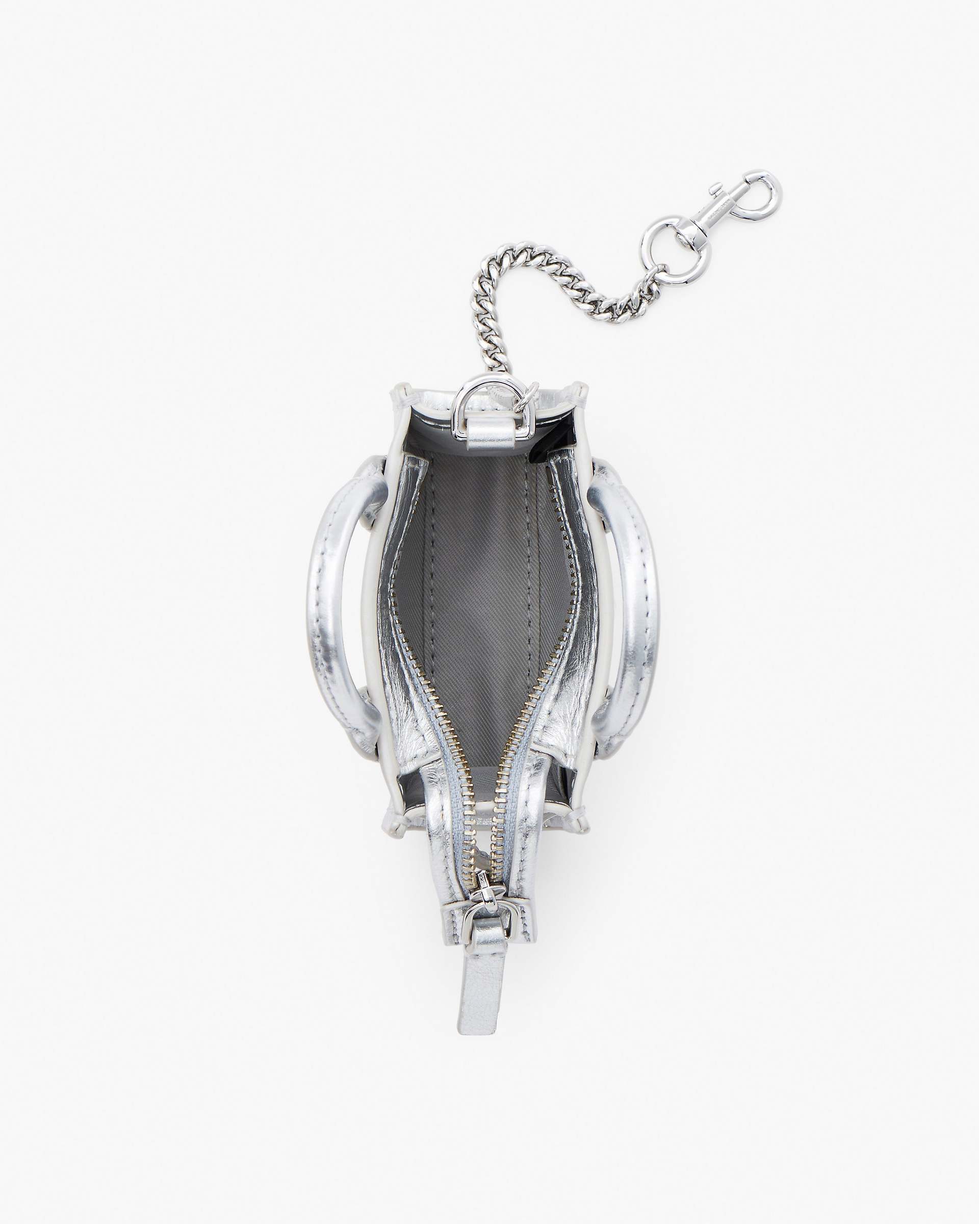 Marc Jacobs Marc Jacobs The Metallic Leather Nano Tote Charm Silver Silver