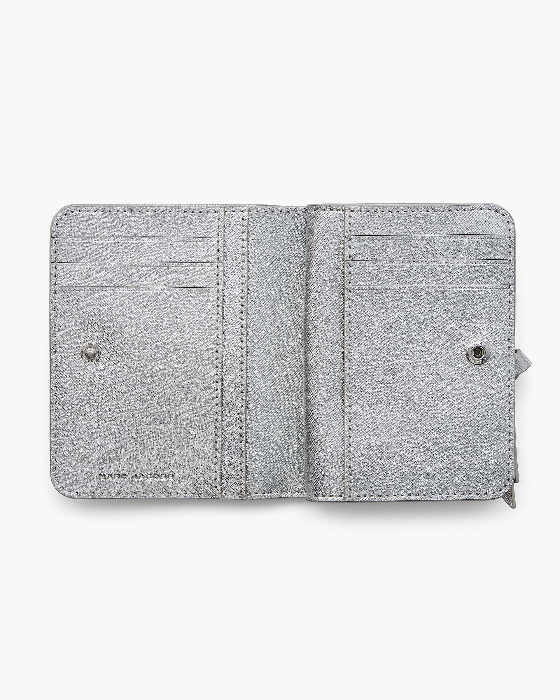 Marc Jacobs Marc Jacobs The Metallic Utility Snapshot Mini Compact Wallet Silver Silver