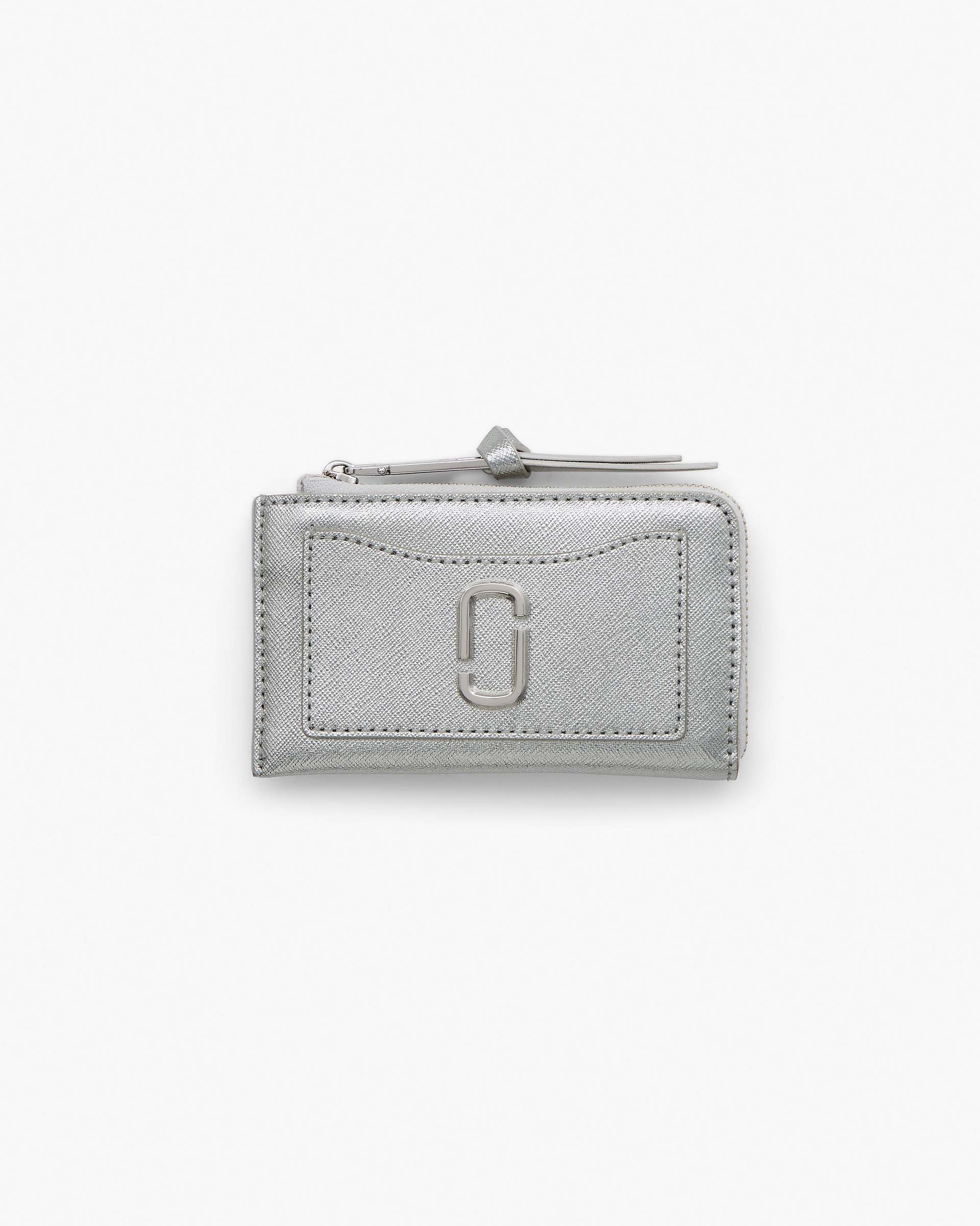 Marc Jacobs Marc Jacobs The Metallic Utility Snapshot Top Zip Multi Wallet Silver Silver