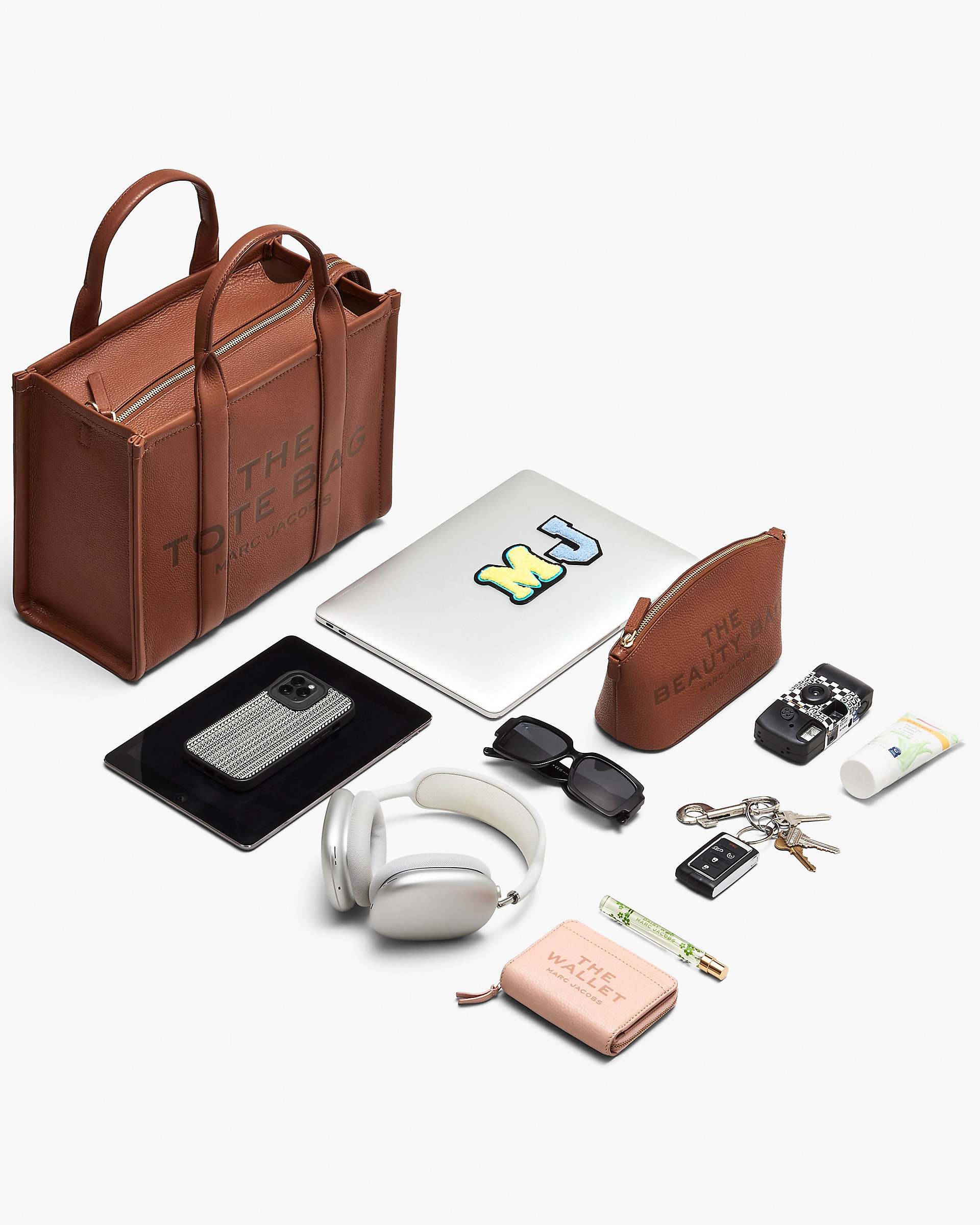 Marc Jacobs Marc Jacobs The Trompe L'Oeil Charm Canvas Medium Tote Bag Camel Multi Camel Multi