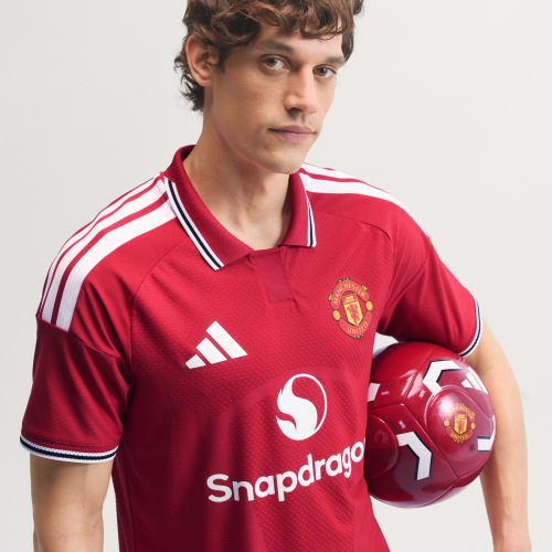 #color_mufc-red