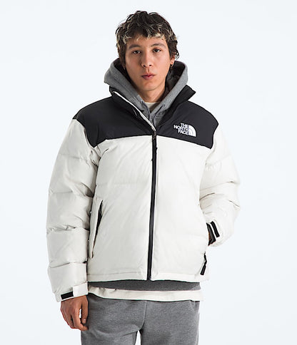 The North Face Men 1996 Retro Nuptse Jacket Bark Mist Latte/TNF Black Mushroom Grey/TNF Black White Dune/TNF Black/Recycled Down Summit Navy/TNF Black/Recycled Down Estate Blue/TNF Black
