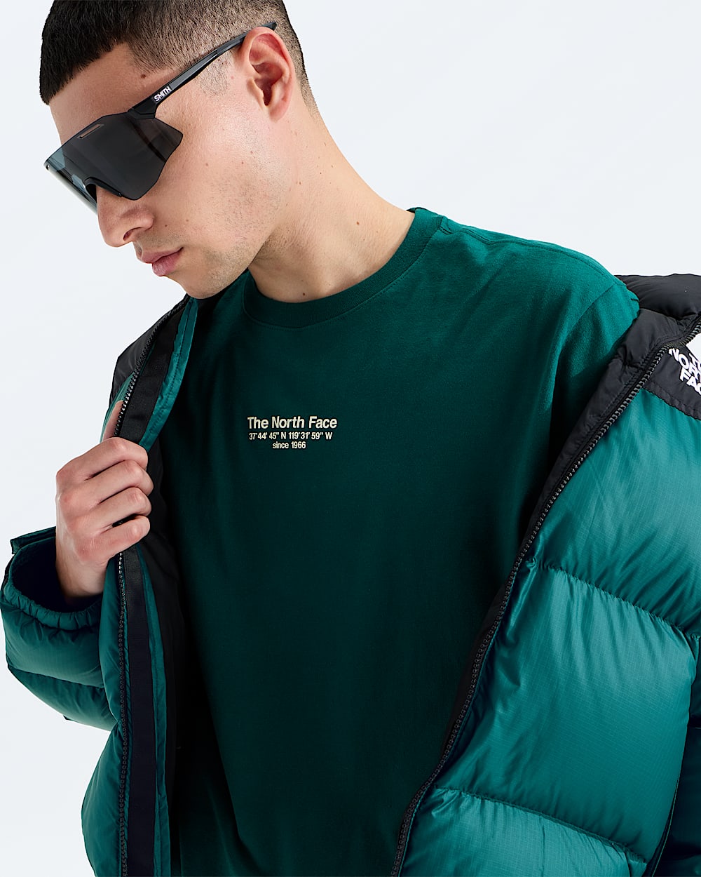 The North Face Men’s AXYS Short-Sleeve Tee