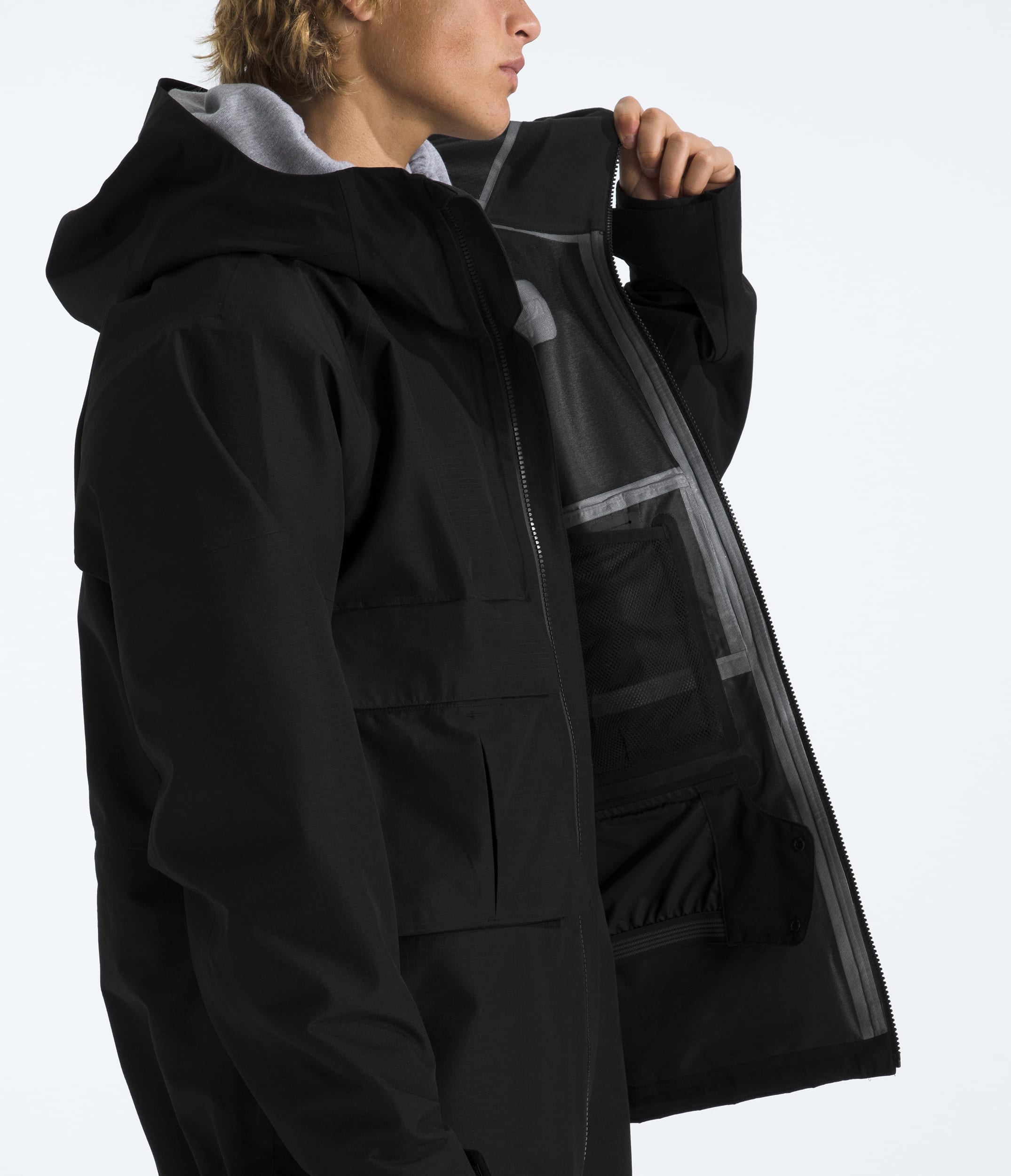 #color_tnf-black