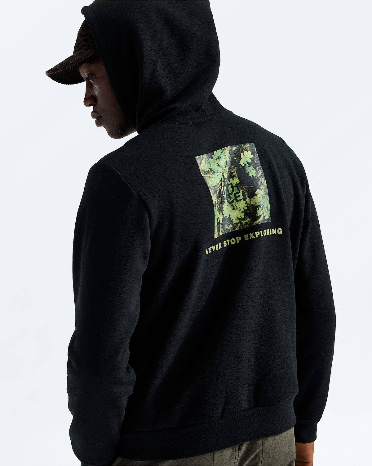 The North Face Men’s Evolution Yosemite Oak Print Regular Hoodie