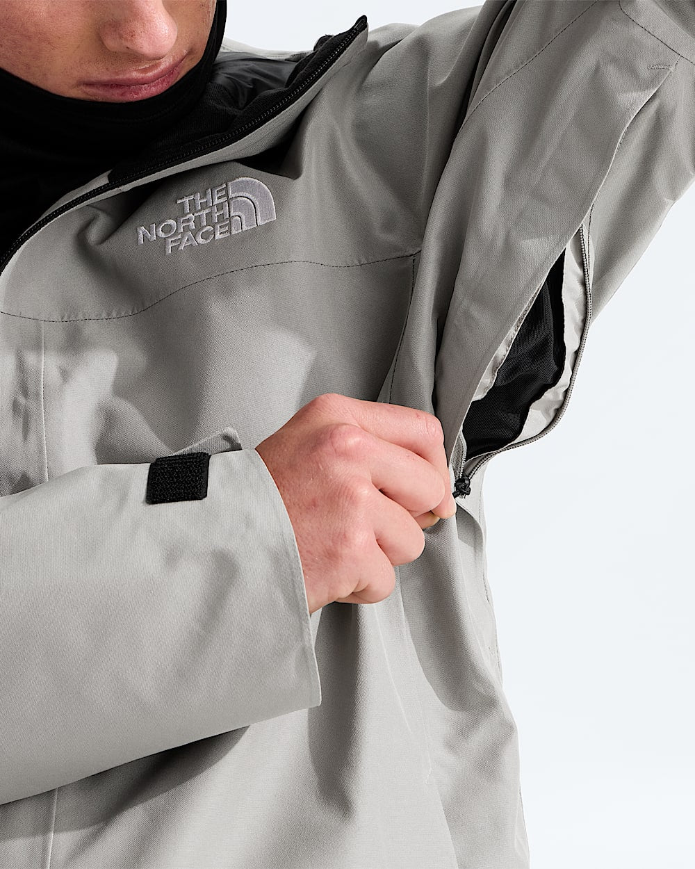 The North Face Men’s GTX Dawnstrike Insulated Jacket