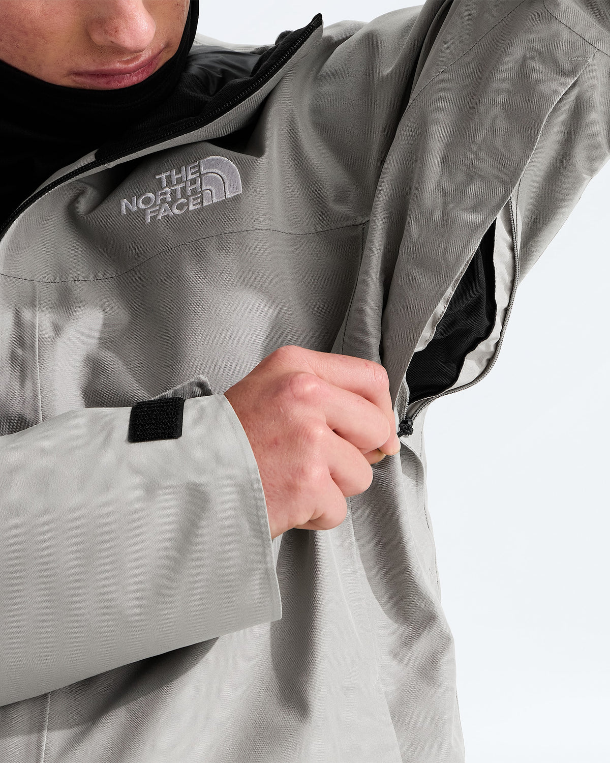 The North Face Men’s GTX Dawnstrike Insulated Jacket