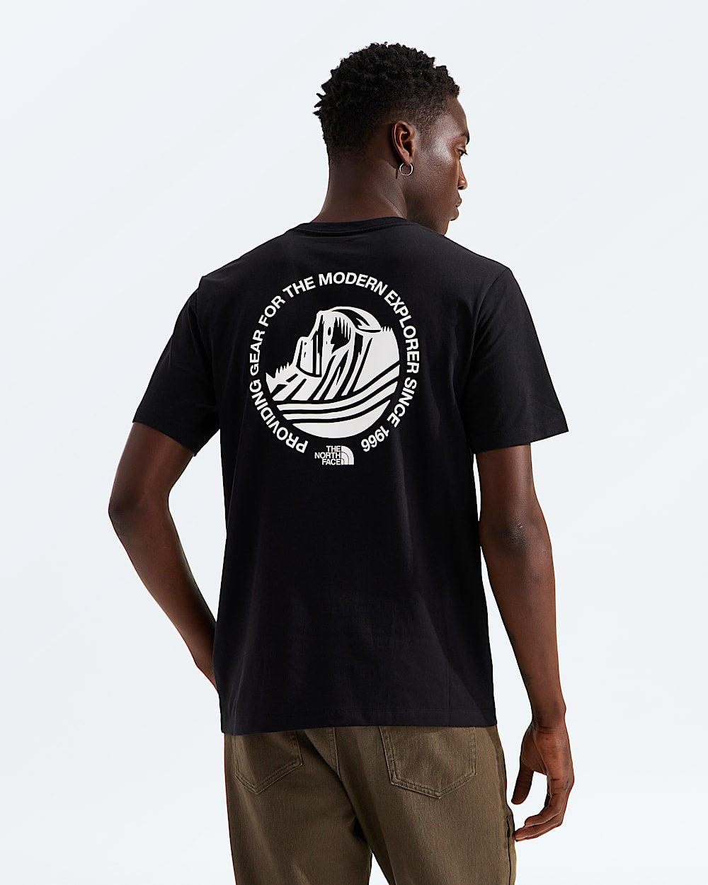 The North Face Men’s Mountainscape Regular Short-Sleeve Tee