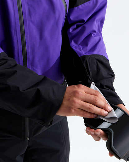 The North Face Men’s Snowsquall Jacket