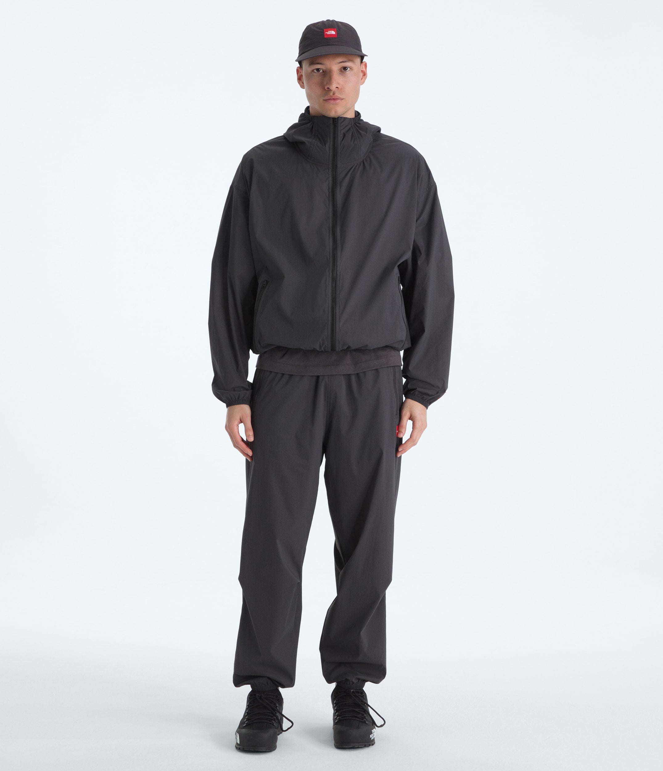The North Face Men’s TNF™ Red Box Packable Hooded Wind Jacket Obsidian