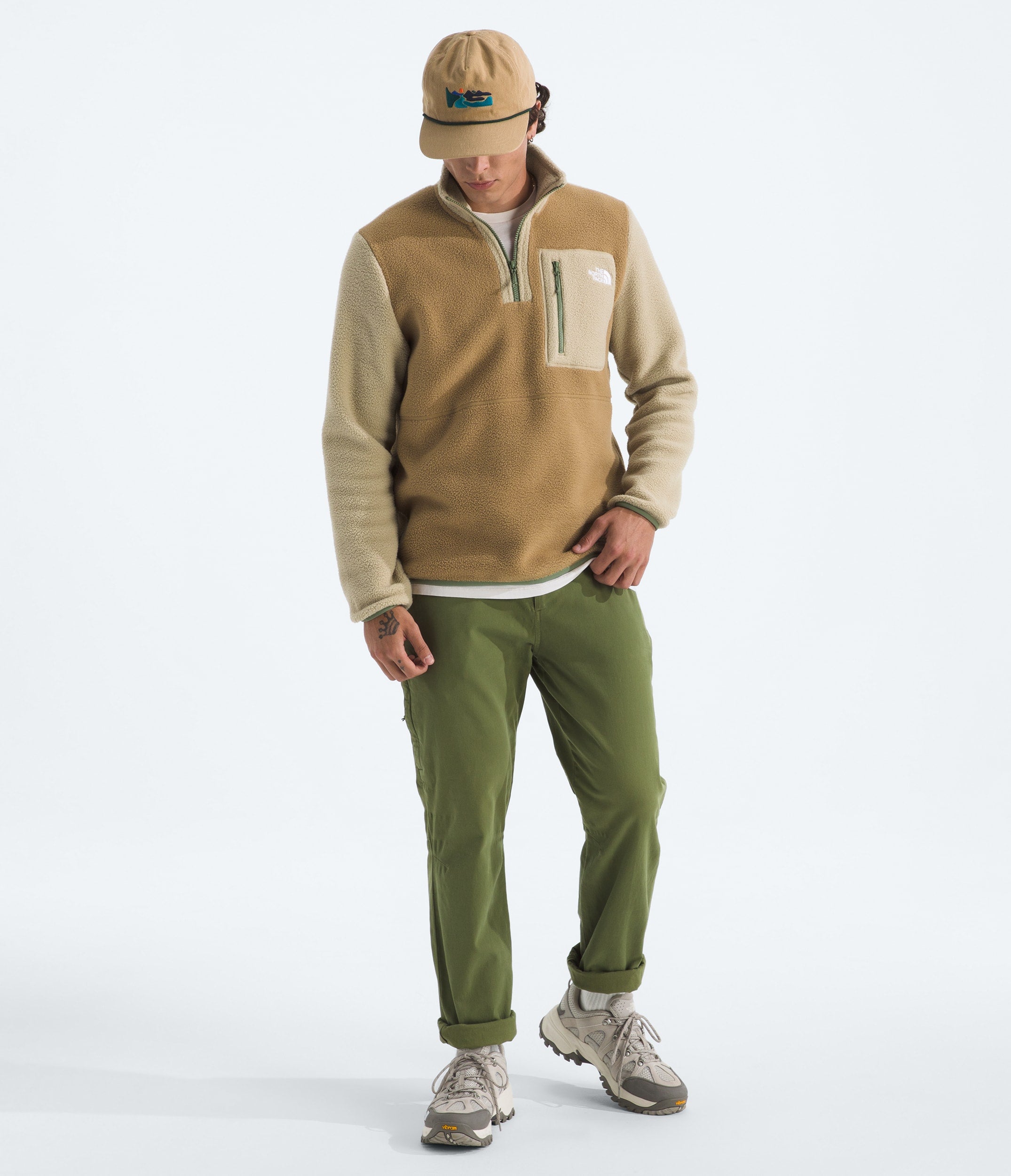 The North Face Men’s Yumiori ¼-Zip Utility Brown
