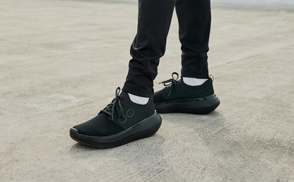 Oofos Men's Lace-Up Shoe Black