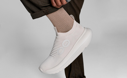 Oofos Men's Slip-On Shoe Chalk