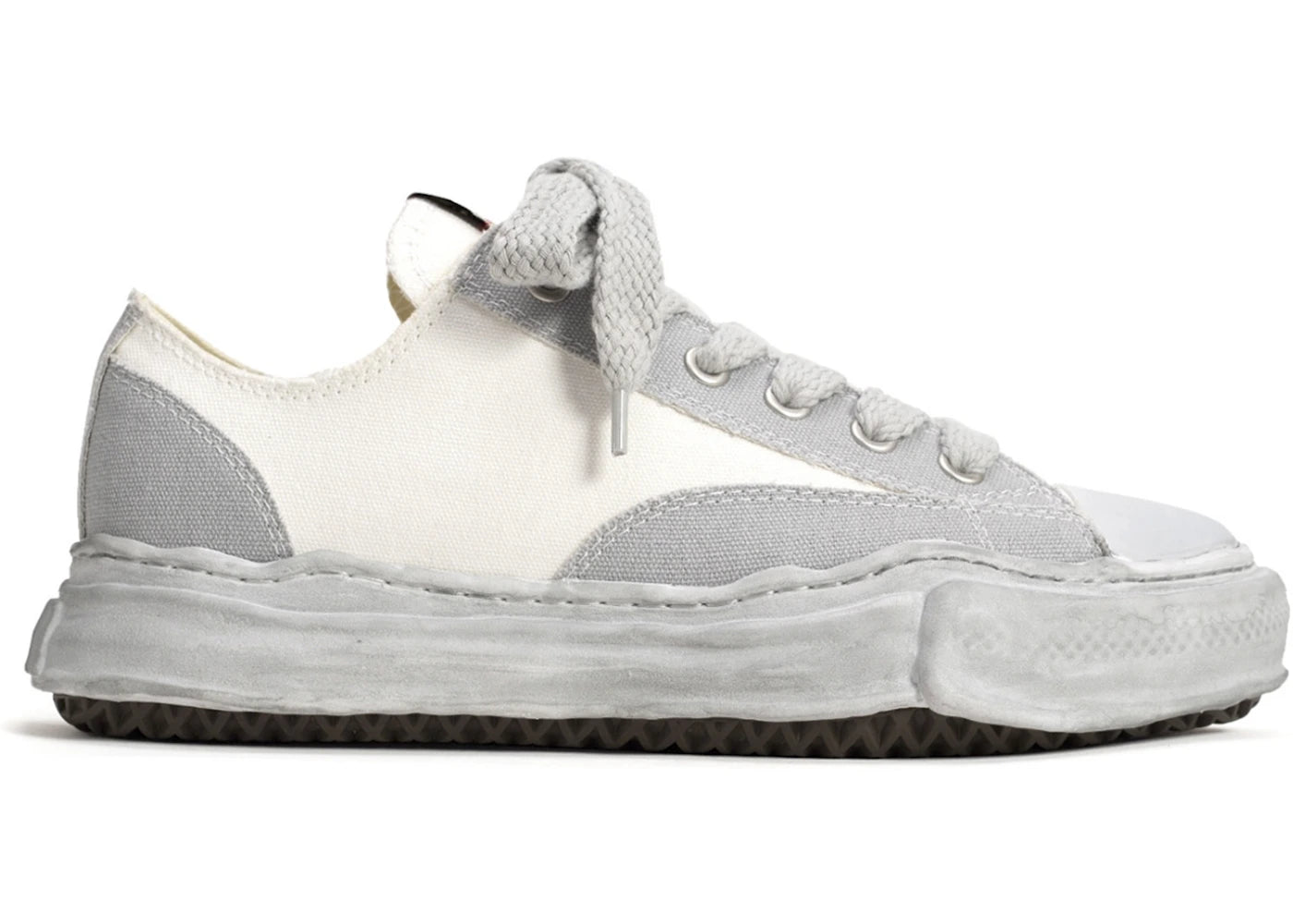 Maison Mihara Yasuhiro Peterson Od Og Sole Low White