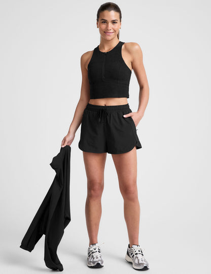 Beyond Yoga Stretch Woven The Course 25 Short Women's