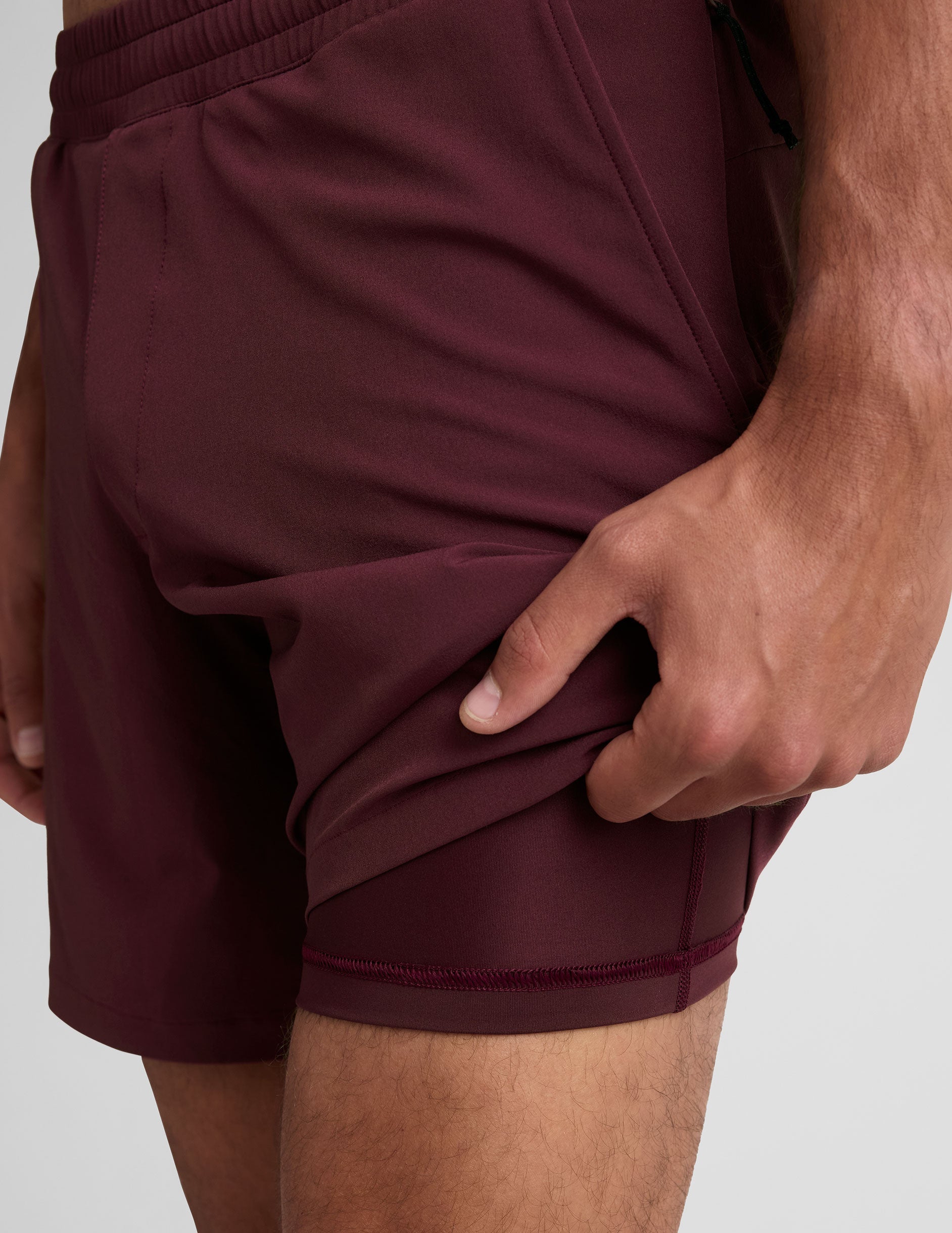 Beyond Yoga Pivotal 20 Mens Lined Short 7