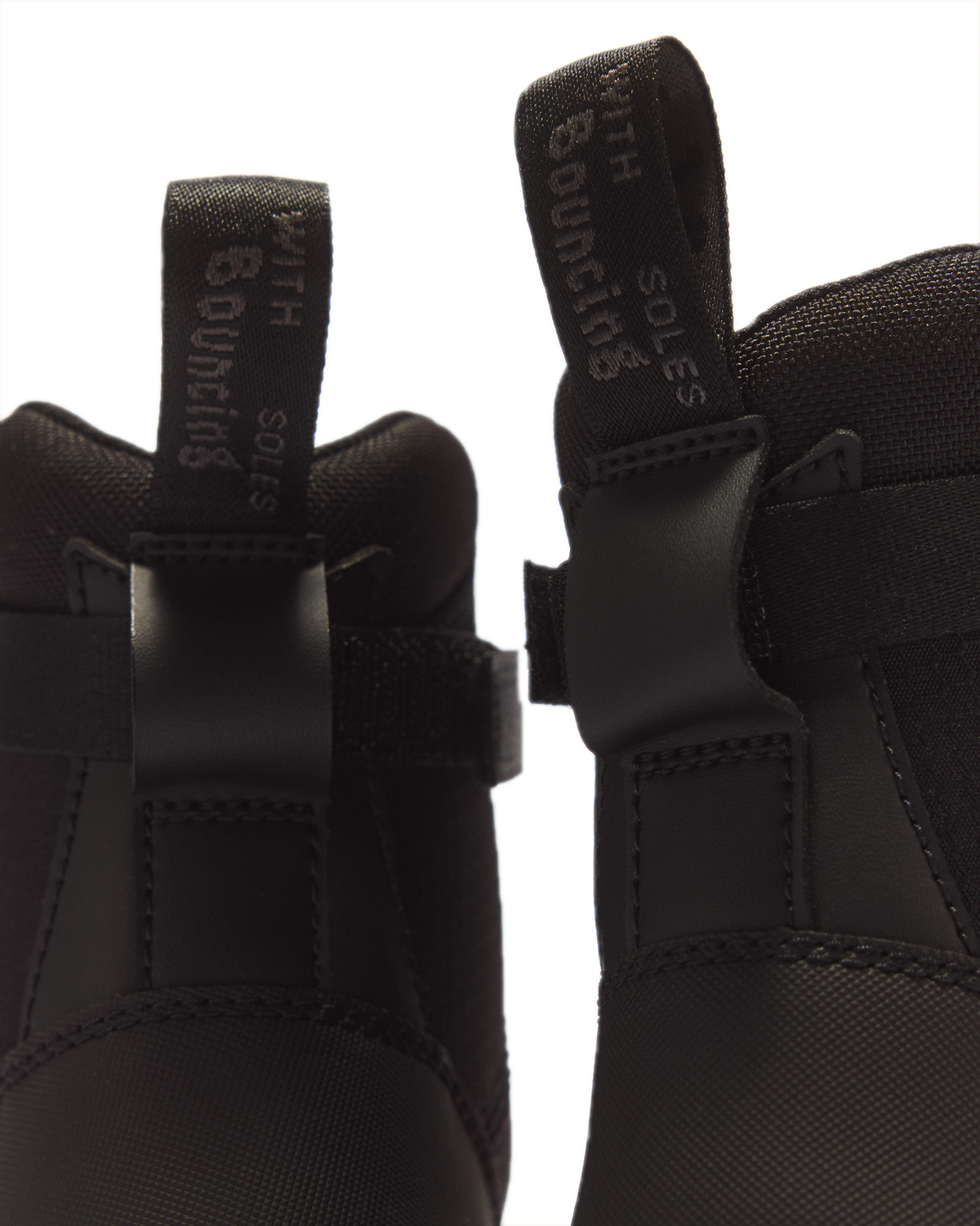 Dr Martens Combs Tech Mk.02 - Black
