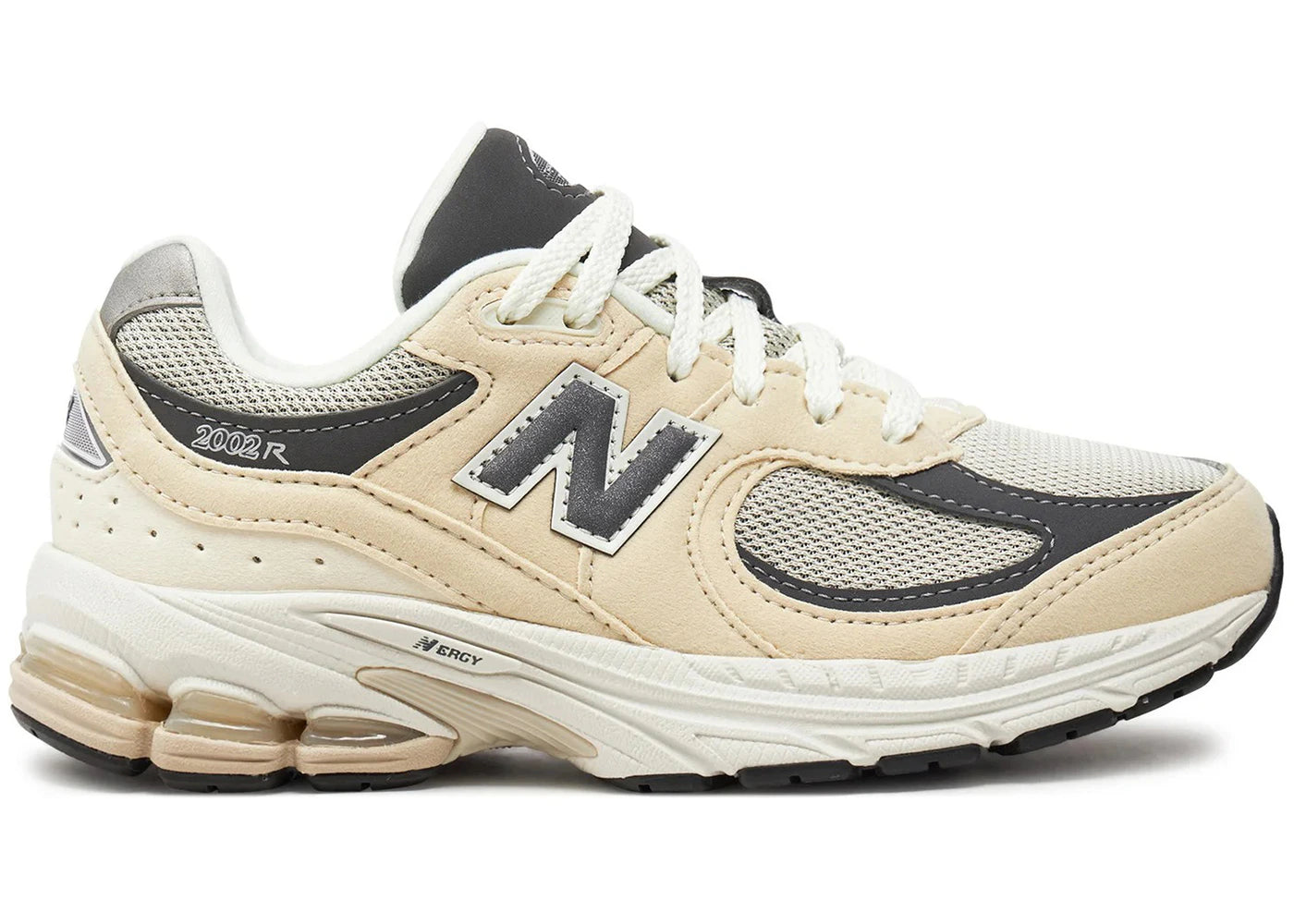 New Balance 2002R Sandstone Magnet (Gs)