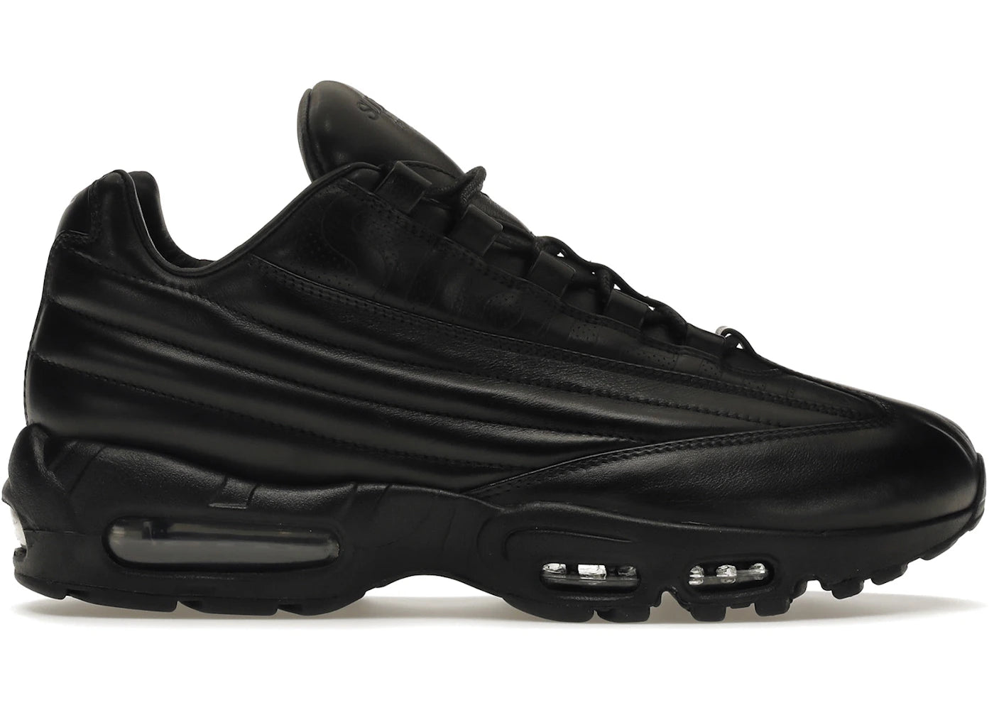 nike air max 95 lux supreme triple black