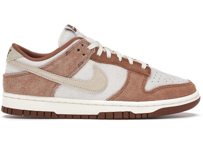 Nike Dunk Low Medium Curry, front